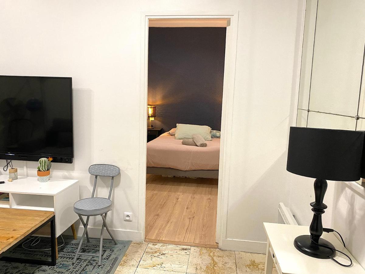 My Trip In Paris - Turgot Apartment ภายนอก รูปภาพ