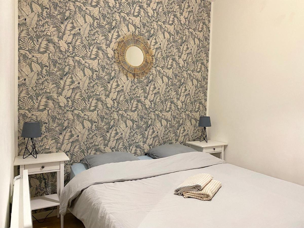 My Trip In Paris - Turgot Apartment ภายนอก รูปภาพ